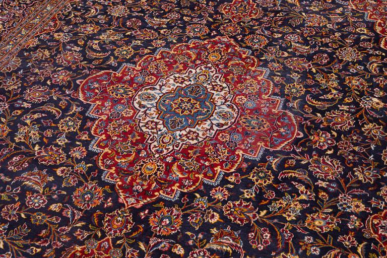Carpet, Keshan, approx. 400 x 295 cm.