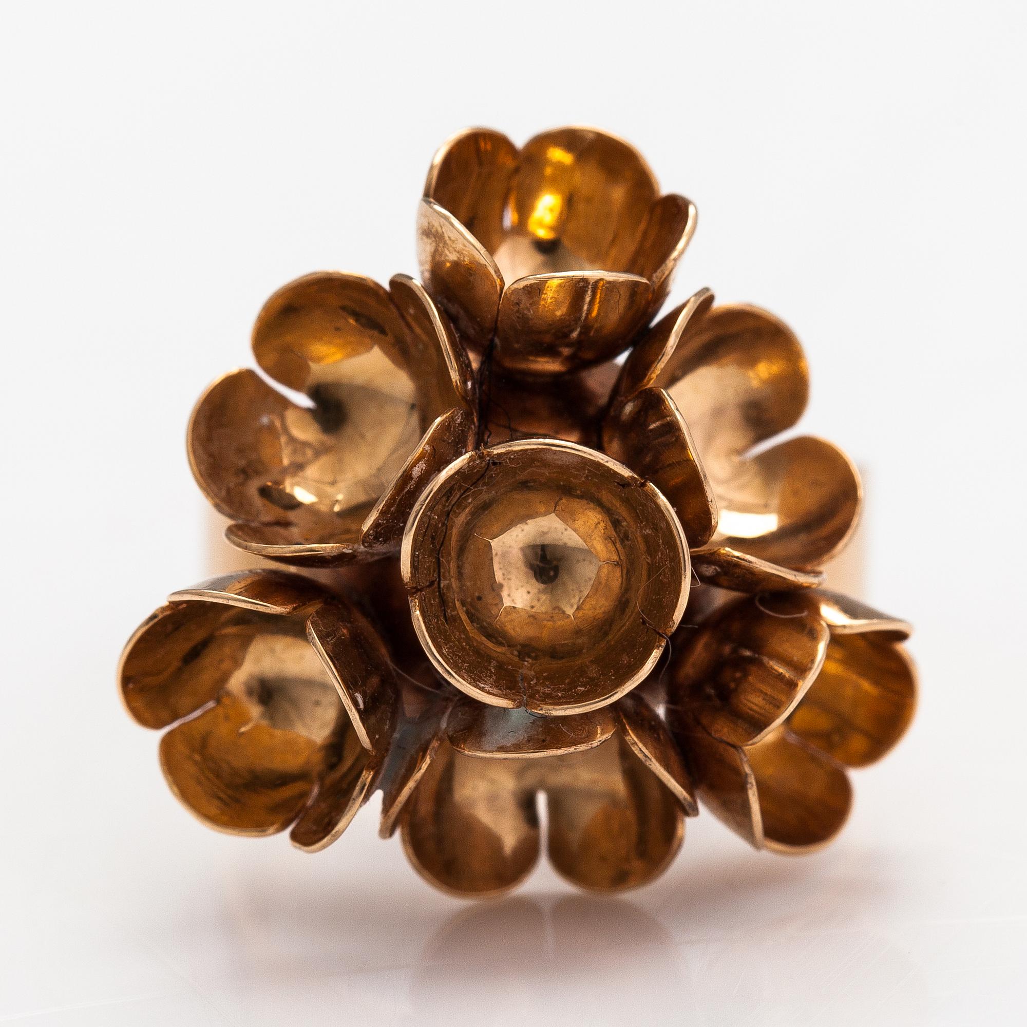 Liisa Vitali, Ring "Kevät", 14K guld. Westerback, Helsingfors 1970.