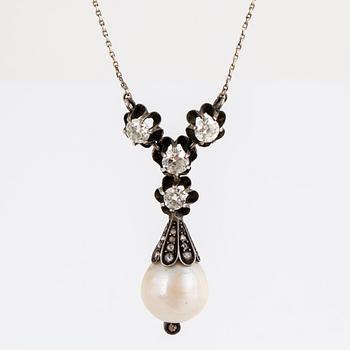 Freshwater pearl, old-cut and rose-cut pendant.