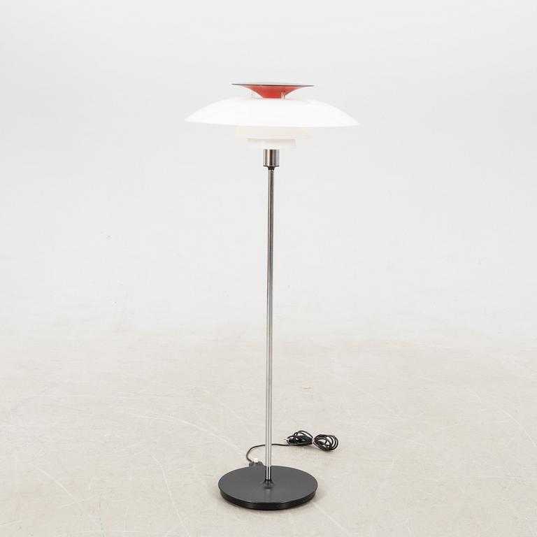 Poul Henningsen, golvlampa, "PH-80", Louis Poulsen, Danmark.