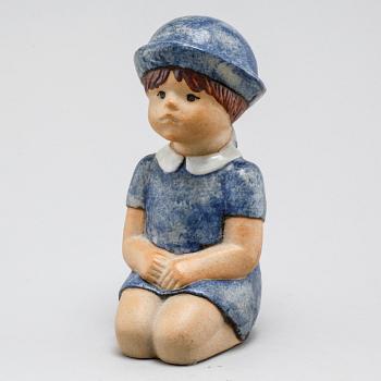 LISA LARSON,