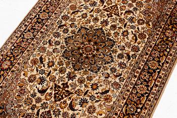 Carpet, silk Ghom, approx. 155 x 93 cm.