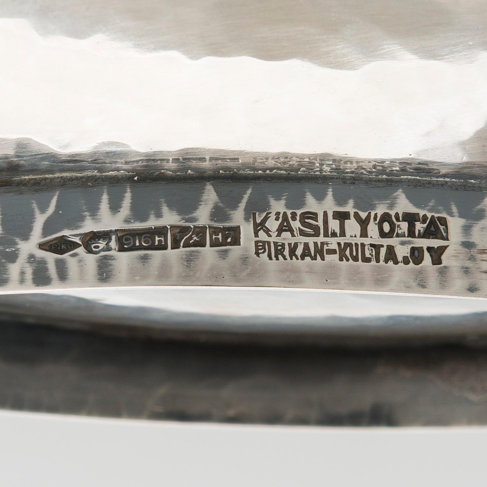 Malja ja vati, hopeaa ja pyöröhiottuja kvartseja, Pirkan-Kulta Tampere 1961.