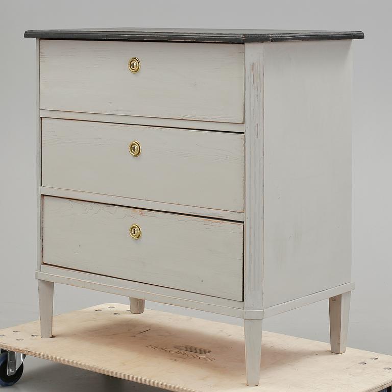 BYRÅ, gustaviansk stil, 1900-talets början.