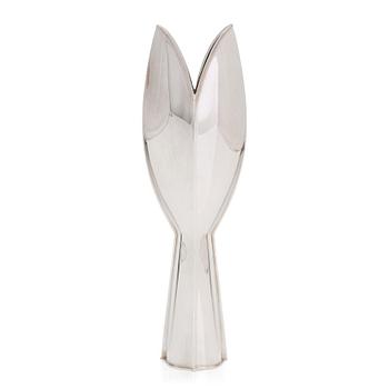 Tapio Wirkkala, vas, sterlingsilver, TW 2, Kultakeskus, Tavastehus 1970. Modellen formgiven 1954.