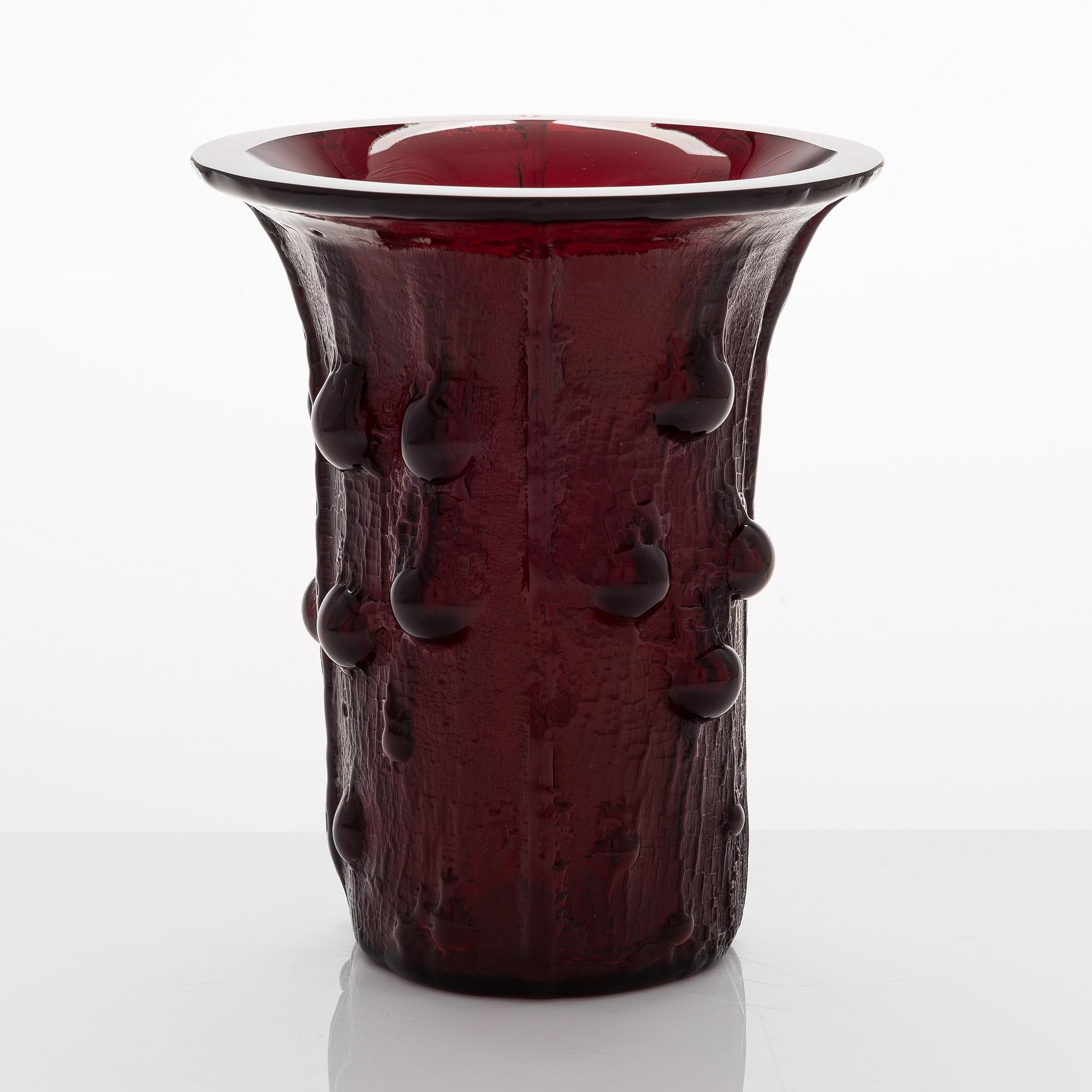 Timo Sarpaneva, vas, "Finlandia 3356", signerad Timo Sarpaneva 3356.