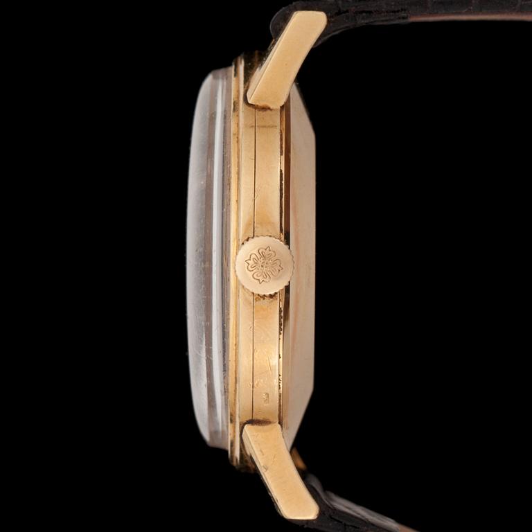 Patek Philippe - Calatrava. Gold. Automatic. Leather strap. Ref. 3411. 34mm. Box and cert.