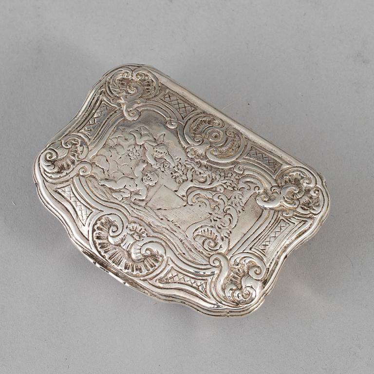 A French 18th century parcel-gilt silver snuff-box.