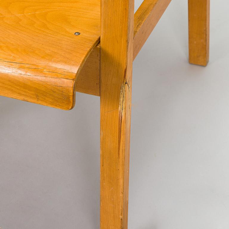 Alvar Aalto, karmstol, modell 51, för OY Huonekalu- ja Rakennustyötehdas A.B. Finland 1930-tal.