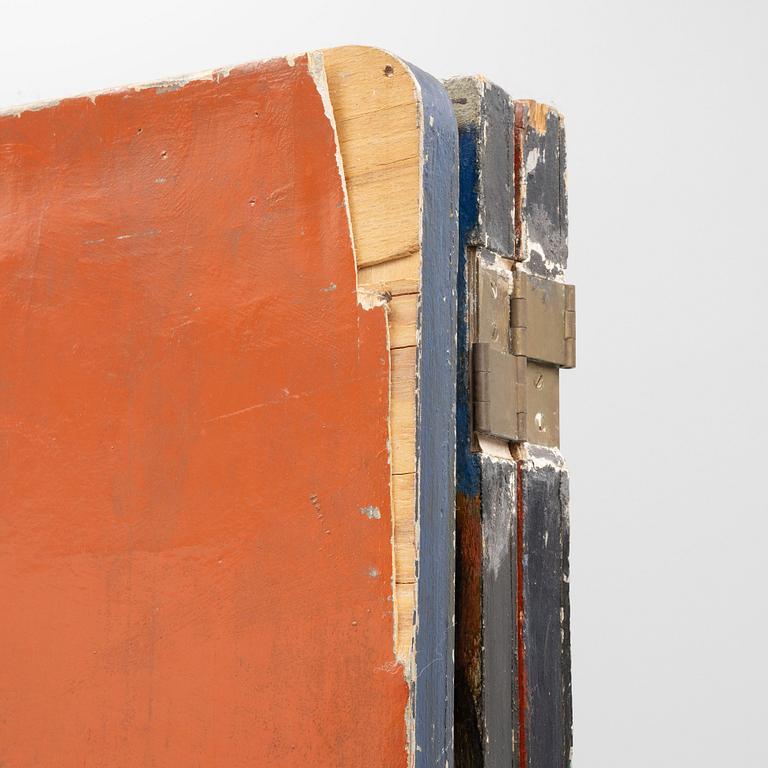 A folding screen, early 20th century.