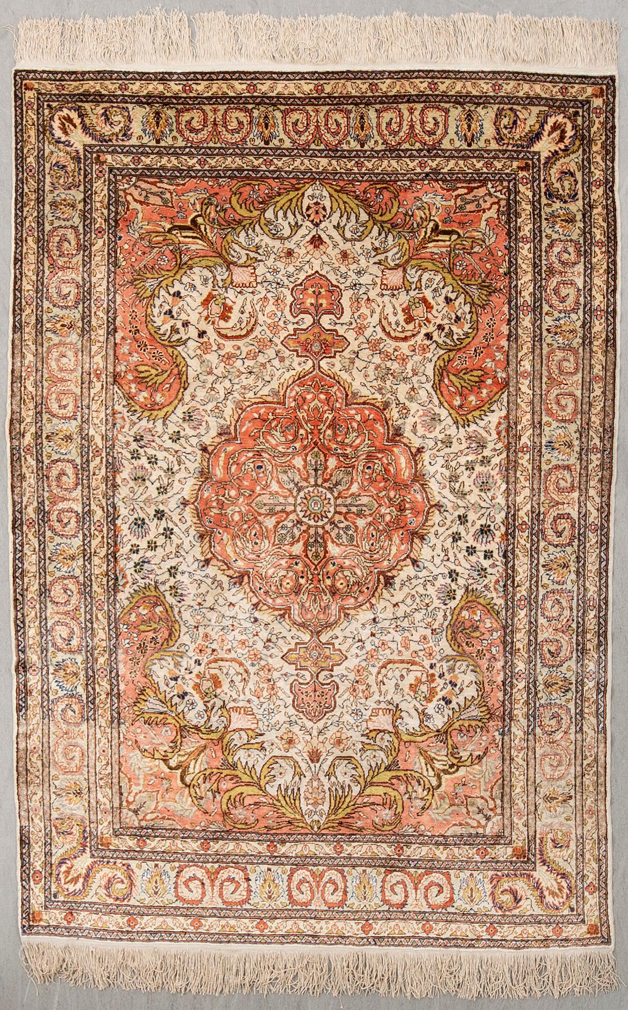 Carpet, silk, approx. 182 x 130 cm.