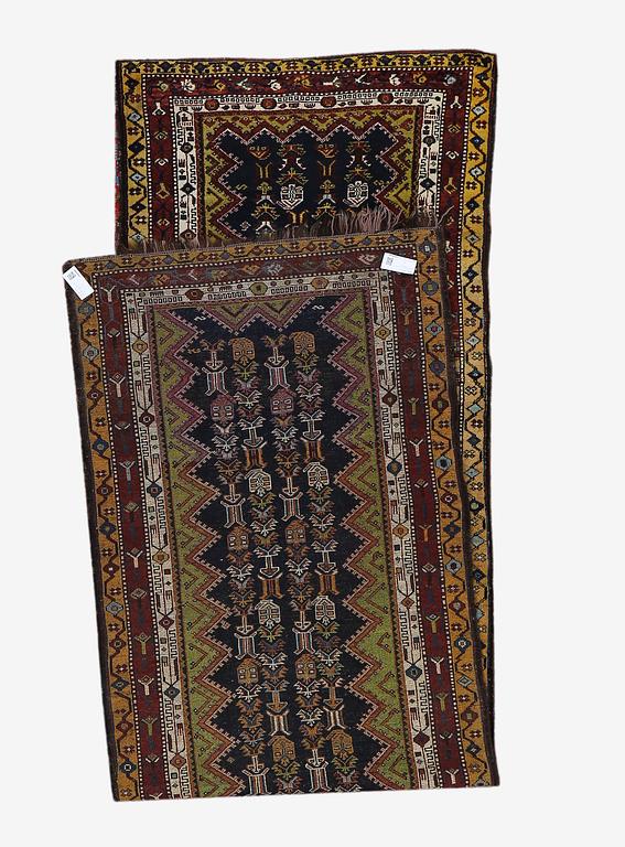 GALLERIMATTA, semiantik Shiraz, ca 368x106.