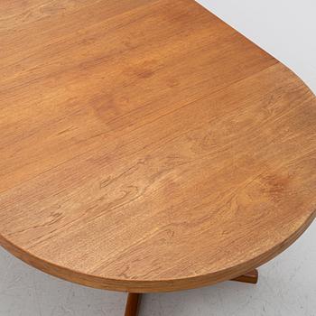 Villy Shou Andersen, attributed, dining table, 1960s/70s.