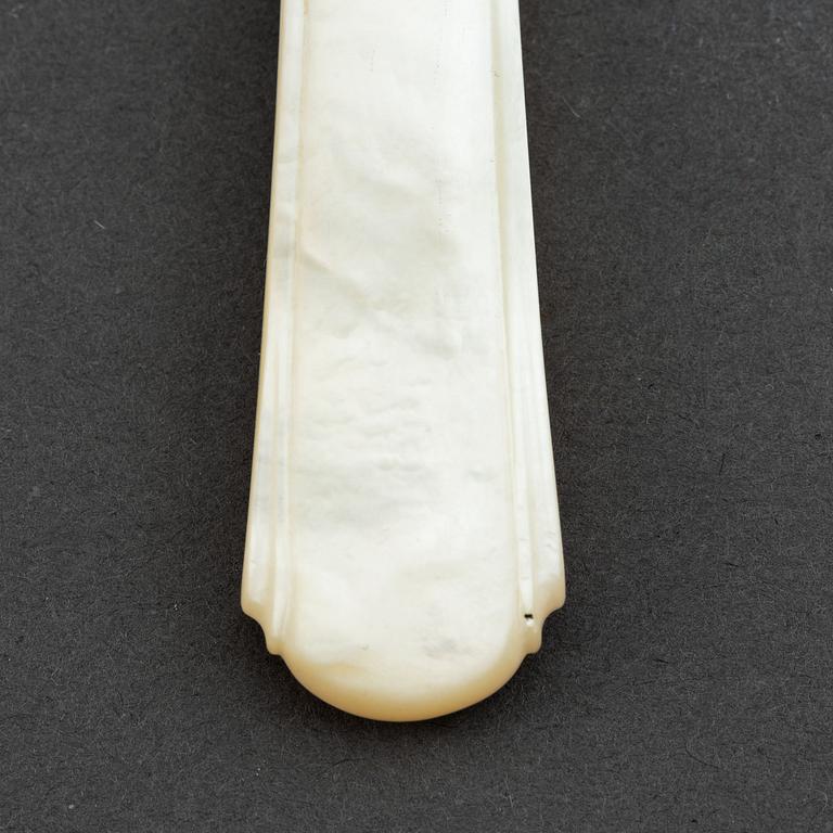 Atkin Brothers, 18+16 silver and mother of pearl cutlery, Sheffield, 1853, swedish import mark.