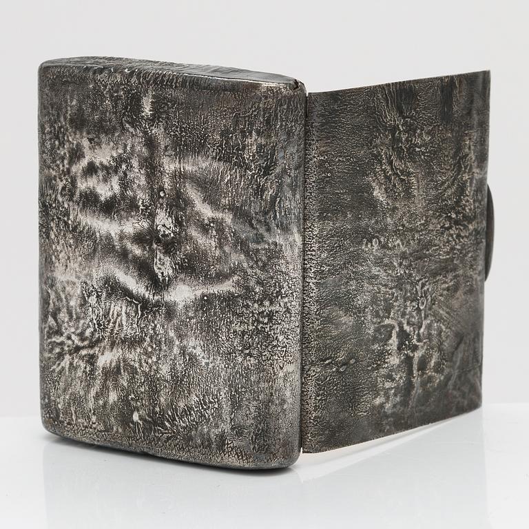 Ville (Wilhelm) Porthan, sigarrettetui, silver, Viborg 1919.