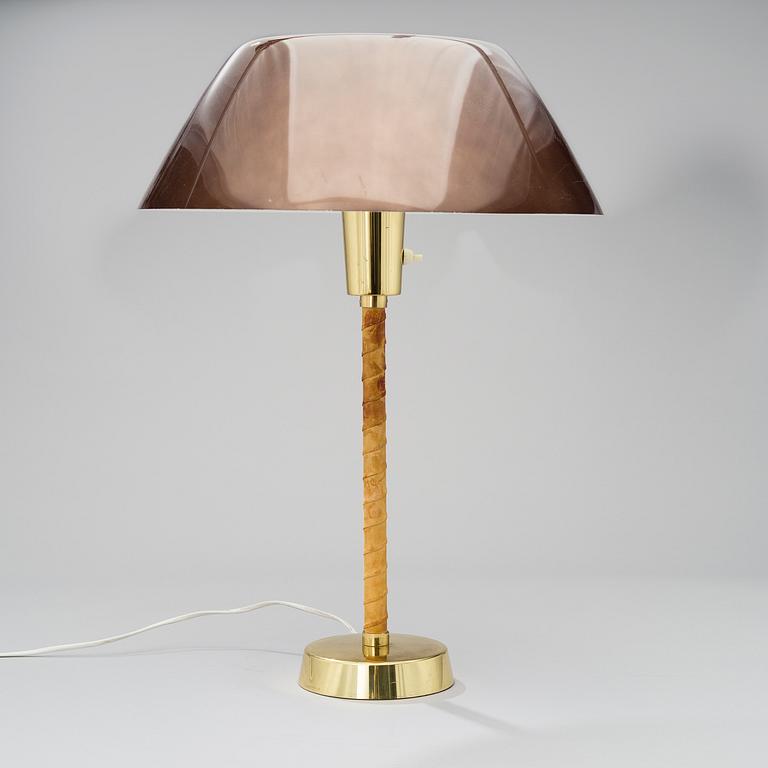 LISA JOHANSSON-PAPE, PÖYTÄVALAISIN "Senator" Orno. Muotoiltu 1947.