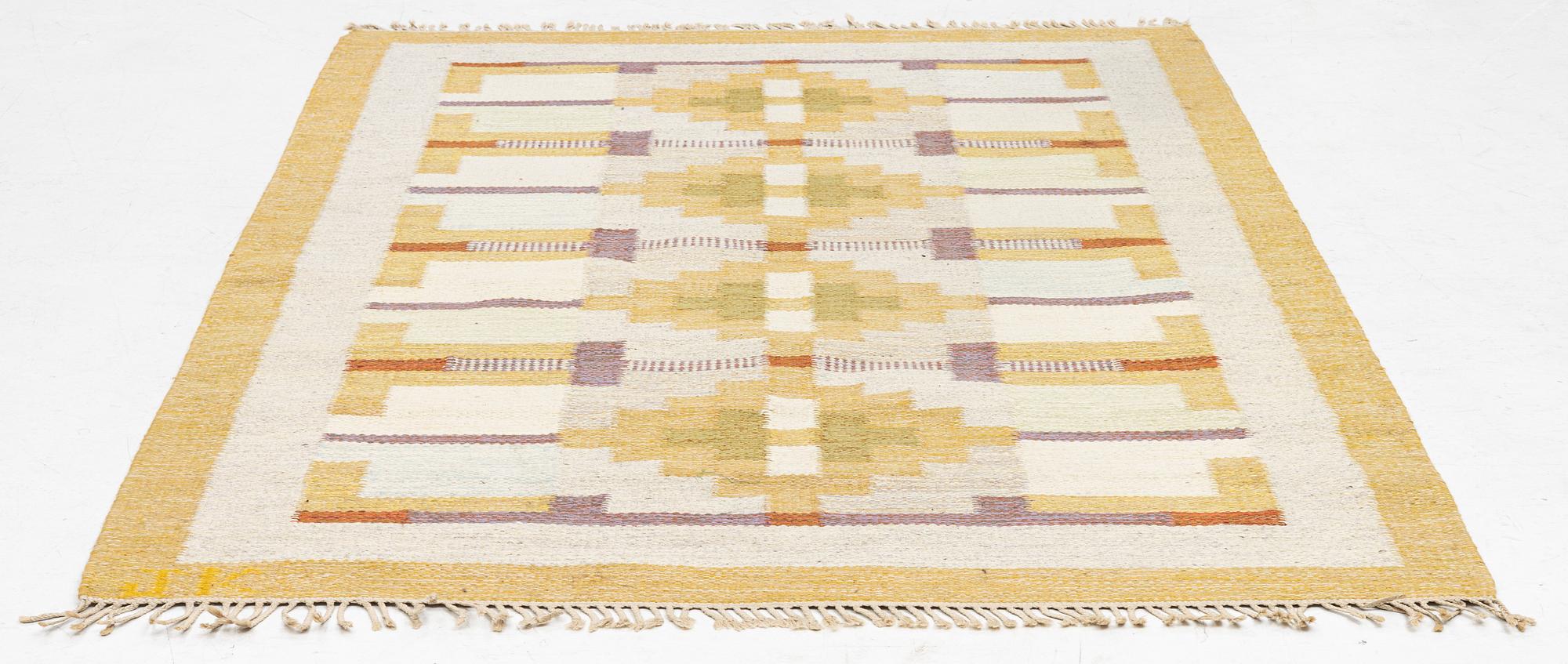 Karin Jönsson rölakan ca 207 x 146 cm signerad JK.