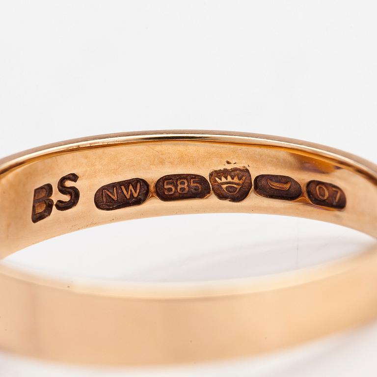 Bror Sundgren, Sormus, 14K kultaa ja ametisti, Westerback, Helsinki 1969.