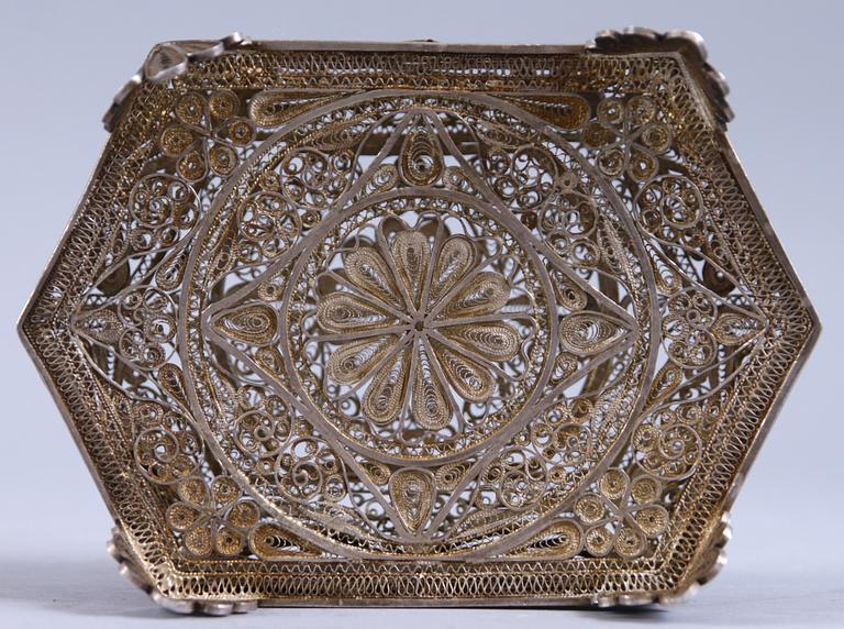 SKRIN, silver, bär stämplar Ryssland, 1865. Vikt 286 gram.