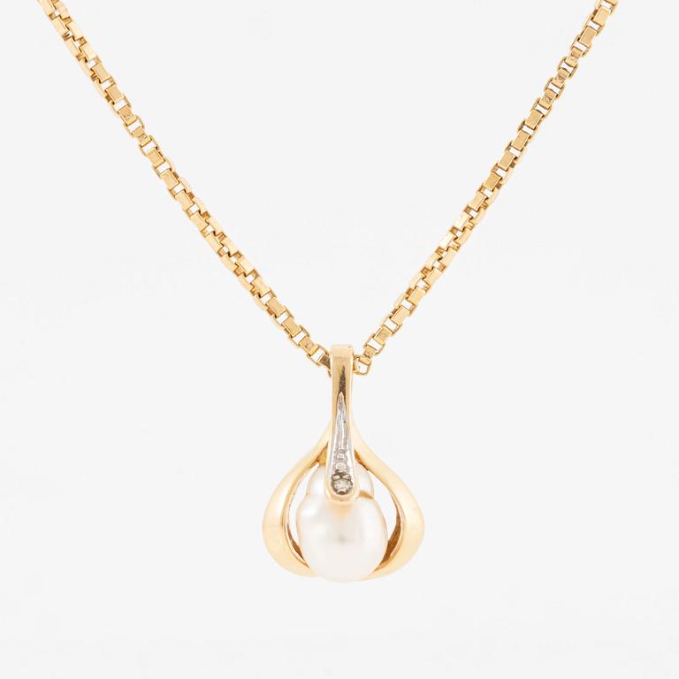 Hänge med kedja 18K guld med en odlad pärla och en diamant.