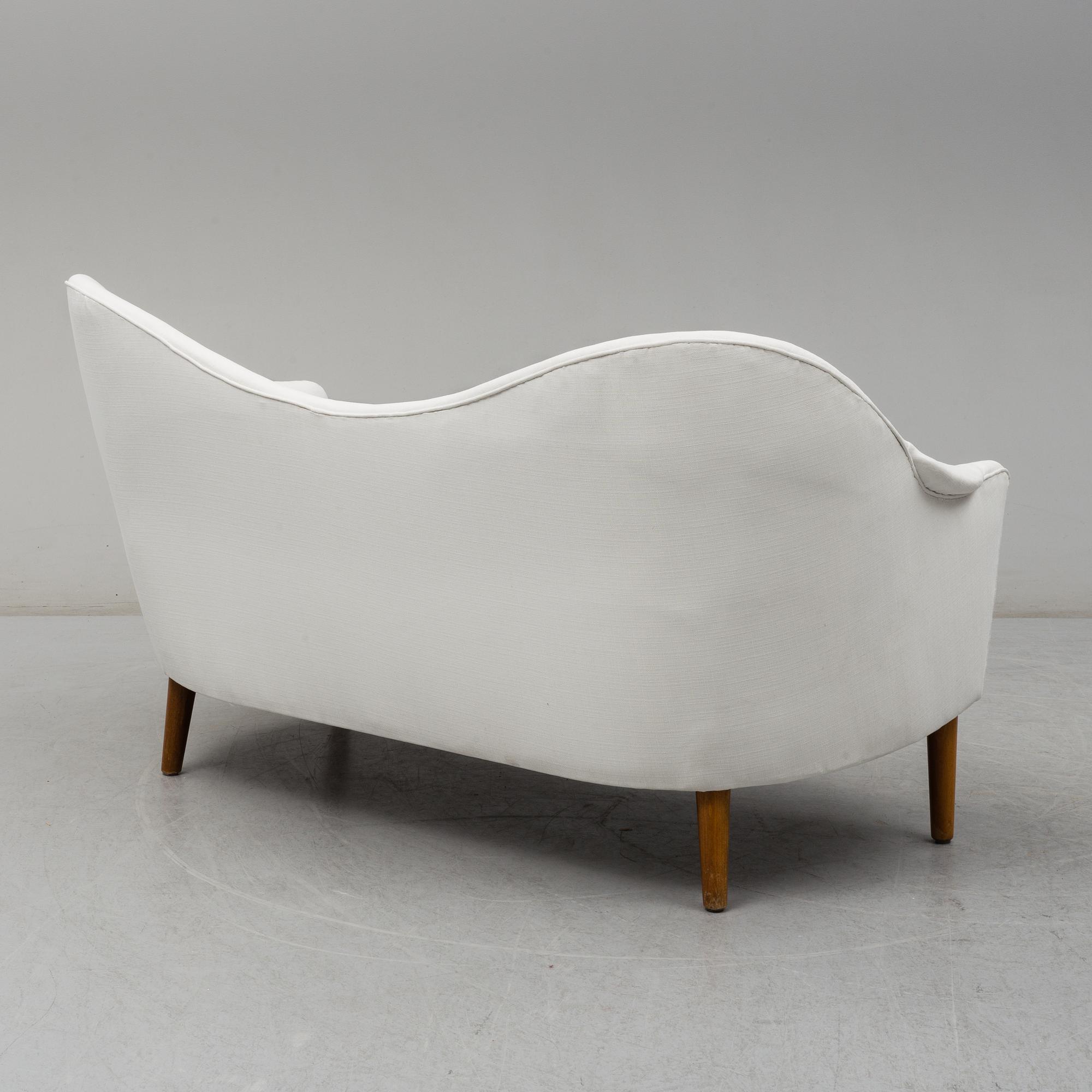 A 'Samspel' sofa by Carl Malmsten.