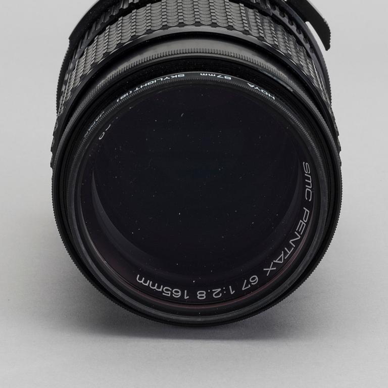 KAMERA, PENTAX 6x7, objektiv 165 mm, 90 mm samt kameraväska, Billingham. 1900-talets fjärde kvartal.