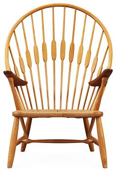 57. HANS J WEGNER, karmstol, "Peacock chair", Johannes Hansen, Danmark.