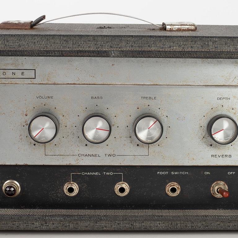 Sears, Silvertone, guitar amplifier, model 1495, USA 1960s.