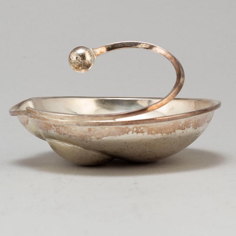ROLF KARLSSON, a siver bowl, Grillby 1986.
