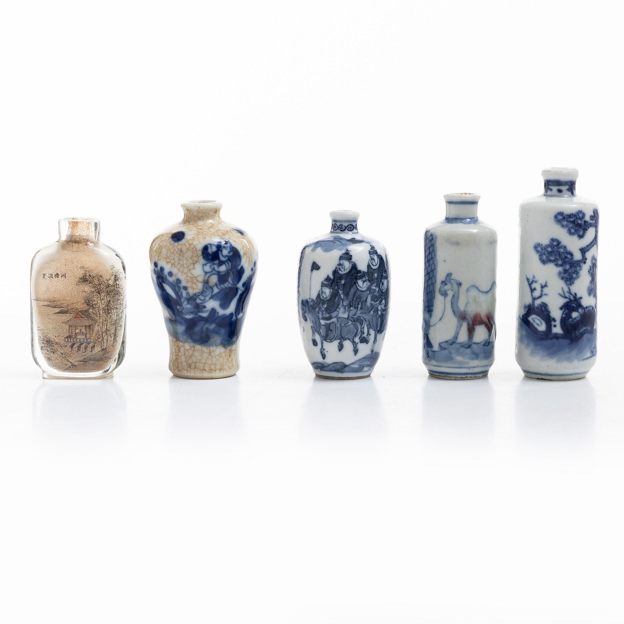 A group lot of Chinese porcelain, Qing dynasty 18/20th century.