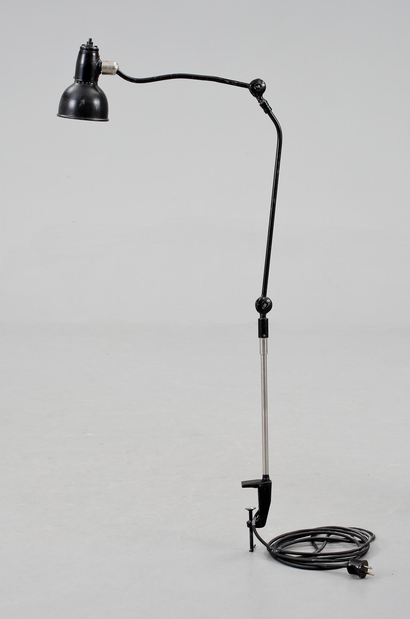 BORDSLAMPA. Triplex Lillpendel, Johan Petter Johansson.