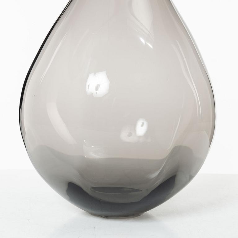 Lena Bergström, "Aqua", from the series "Tellus", Kosta Boda, 2019.