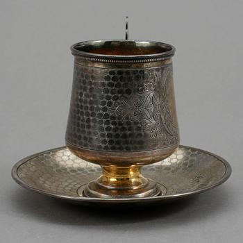 KOPP MED FAT, silver, Peter Pawlowitsch Miljukow, Moskva. Vikt ca 195 gram.