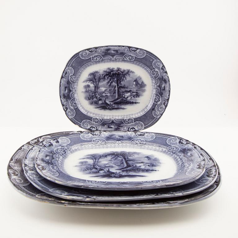 Servis 89 dlr earthenware "Lorraine" S&Co around 1900.