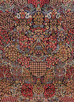 A CARPET, Kerman, ca 410 x 300 cm.