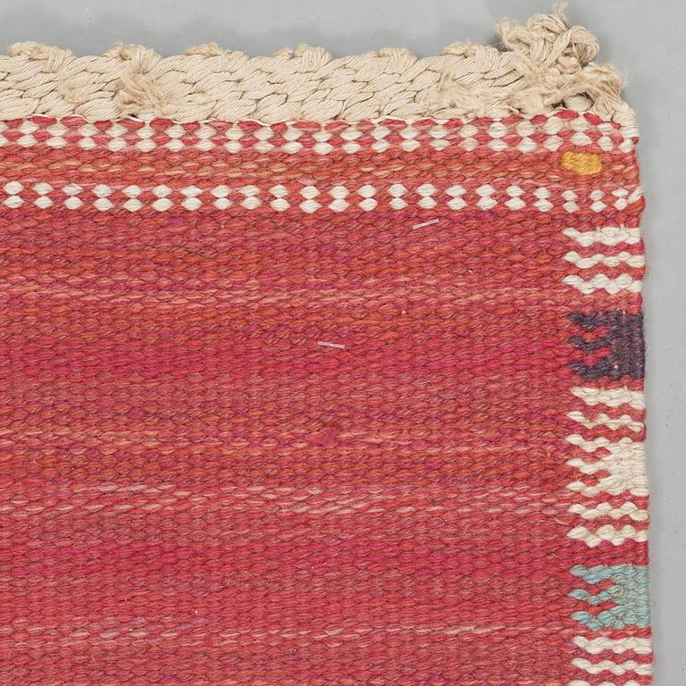 Barbro Nilsson, CARPET. "Falurutan, röd". Flat weave. 218,5 x 151 cm. Signed AB MMF BN.