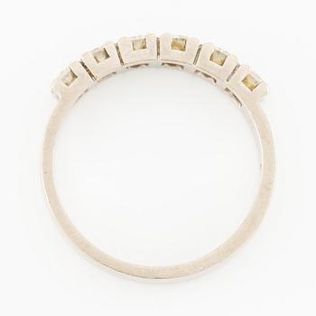 Ring, half eternity band in 18K white gold set with brilliant-cut diamonds.