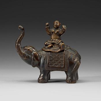 271. BEHÅLLARE med LOCK, brons. Qingdynastin, 1800-tal.