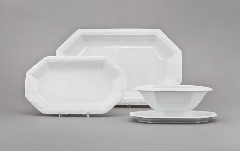 MATSERVIS, 41 delar, porslin, "Classic", 1900-tal.