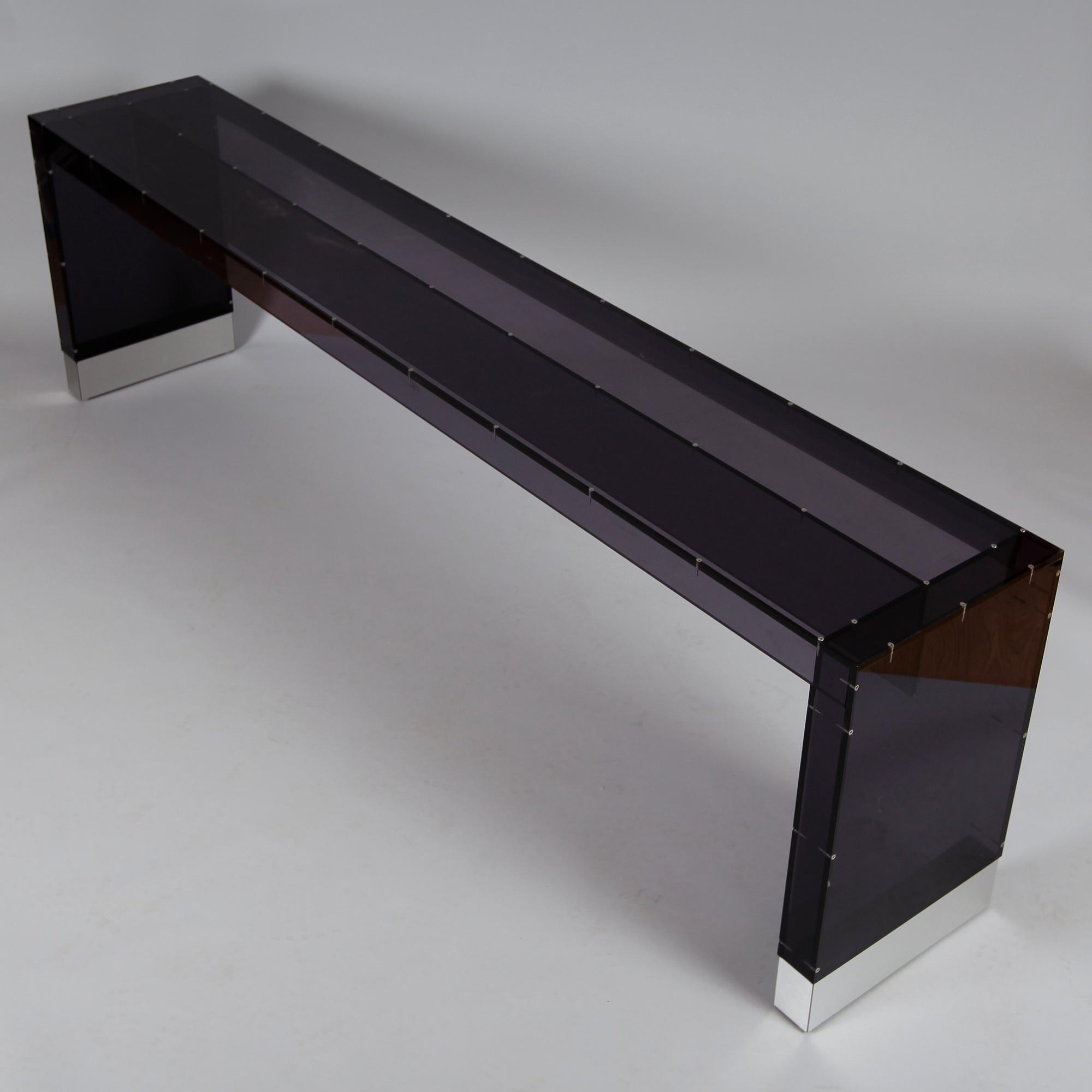 SIDEBOARD, 1900-talets fjärde kvartal.