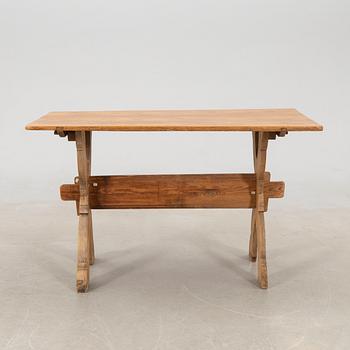 Gateleg table late 19th/early 20th century.