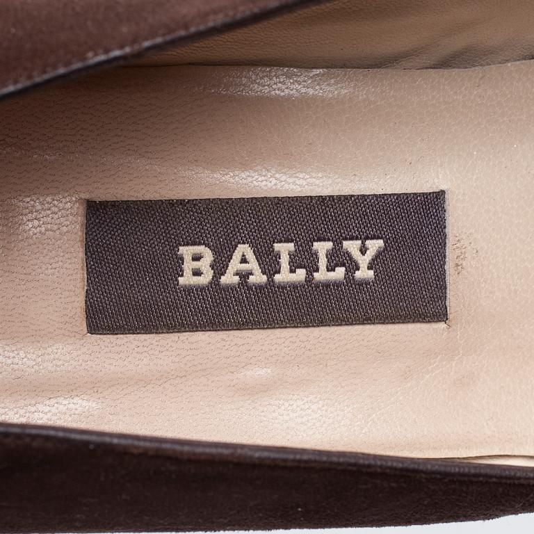 SKOR, Bally.