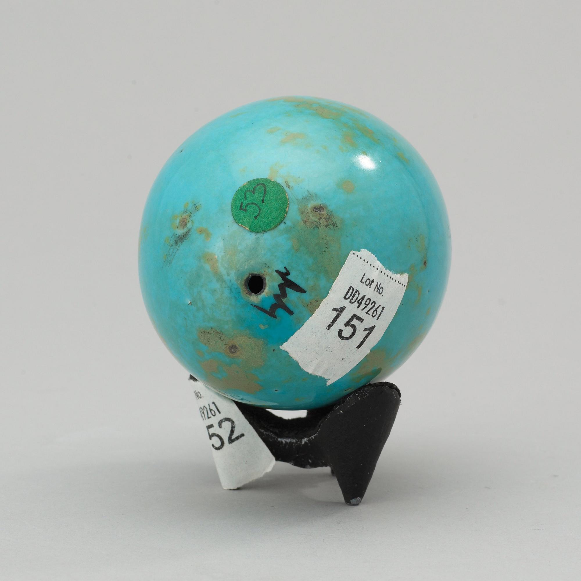 A Hans Hedberg faience egg and a box, Biot, France.