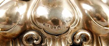 LJUSSTAKAR, ett par, rokokostil, silver, Sjögren & Komstadius, Malmö, 1939.