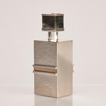 A sterling silver and 18K gold miniature flask/perfume flacon, mark of Rolf Lindståhl, Stockholm 1993.