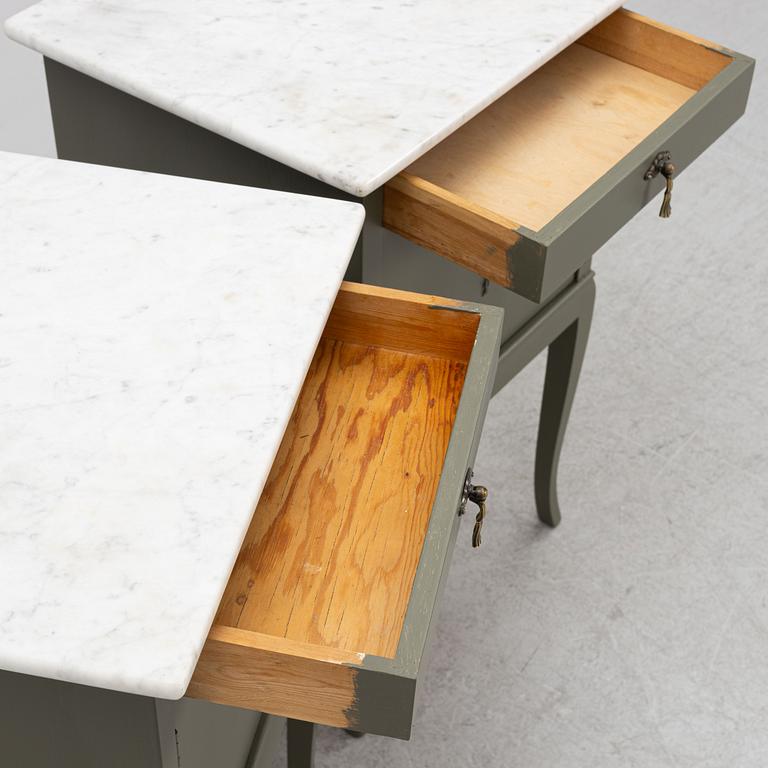 Sängbord, ett par, 1900-talets första hälft.