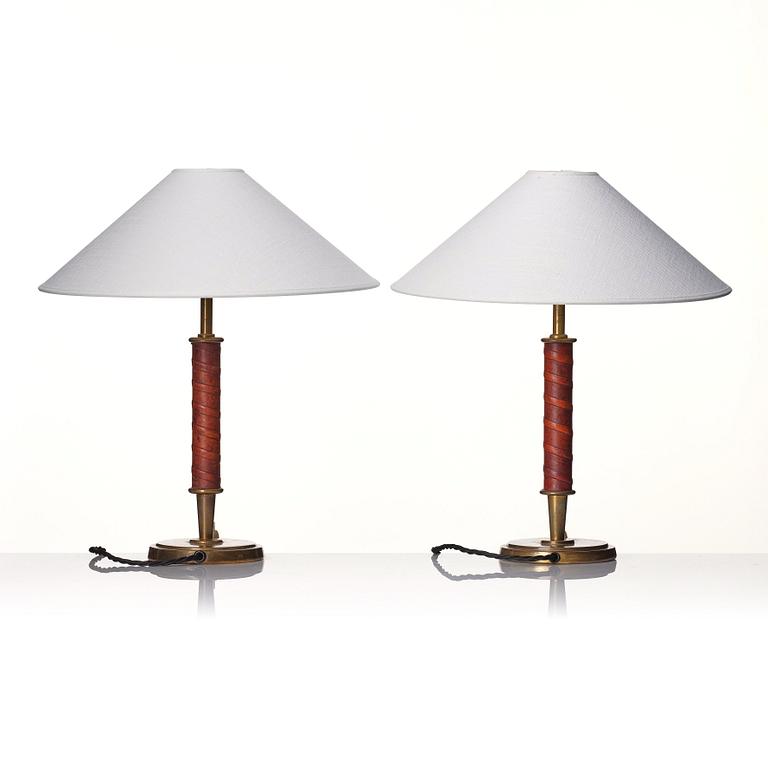 Nordiska Kompaniet, a pair of table lamps, model "31045", Sweden, 1940-50s.