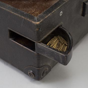 RESEGRAMMOFON, His Masters Voice, Tyskland, 1900-talets första hälft.