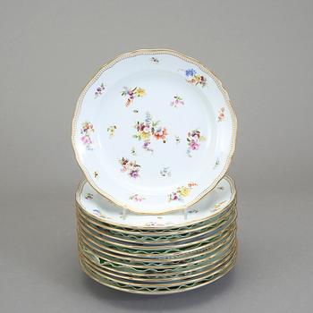 ASSIETTER, 12 st, porslin, Meissen, 1800/1900-tal.