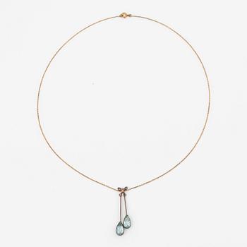 Hänge, 18K guld med två droppformade akvamariner.